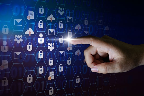 Переключатель Холла может использовать AH402F со встроенным сопротивлением 10K Ом.